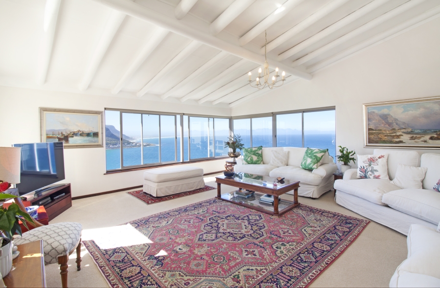 4 Bedroom Property for Sale in Fish Hoek Western Cape